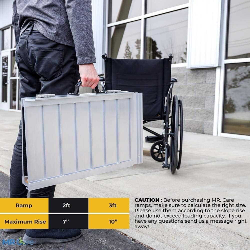 Portable Foldable Wheelchair Ramp with Handle (3FT) H570439