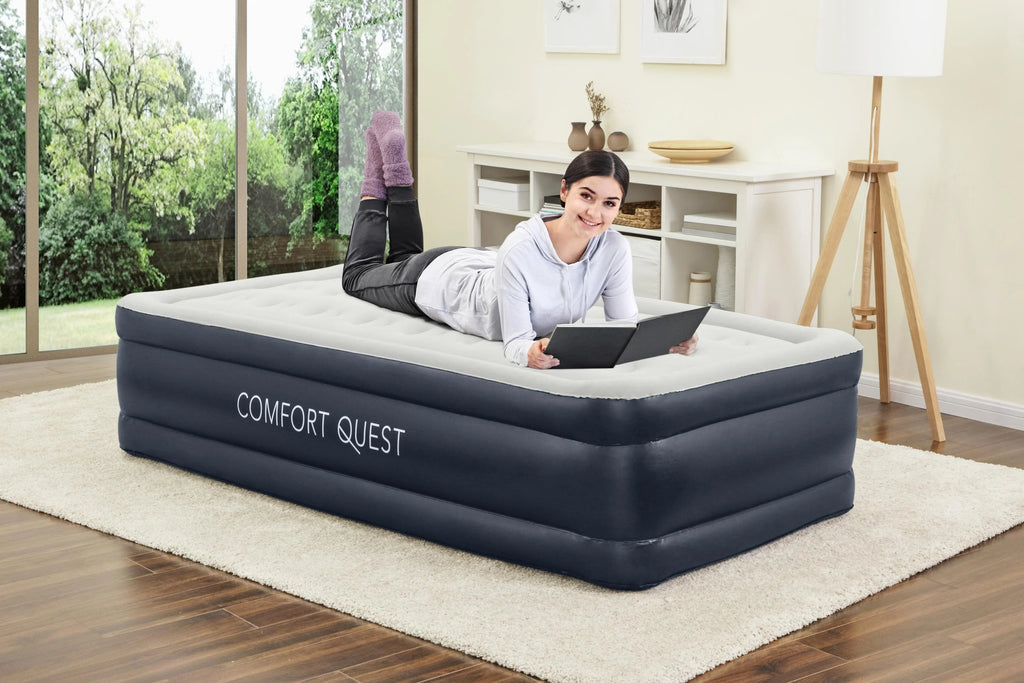 18" Twin Air Mattress with Built-in Pump V48175