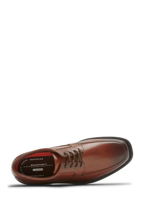 Brown Apron Toe Shoes V83738