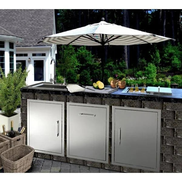 Beveled Frame Vertical Door D666877