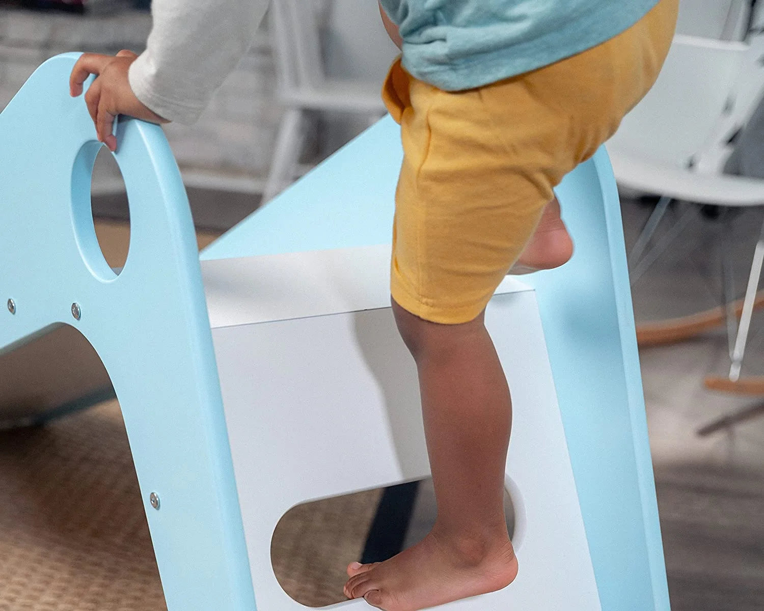 Wooden Indoor Slide for Kids Ages 18mo - 4 Years (Blue) U732206