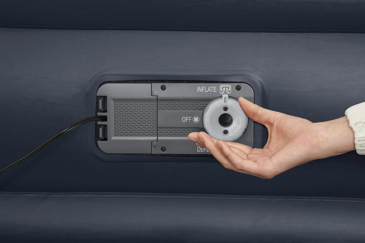 18" Twin Air Mattress with Built-in Pump V48175
