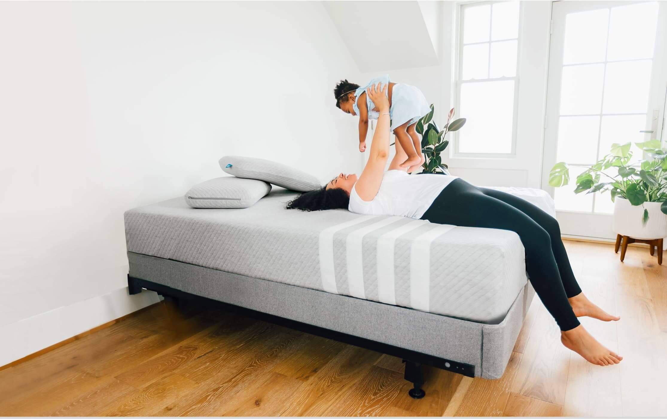 Gray California King Size Bed Mattress Foundation T530