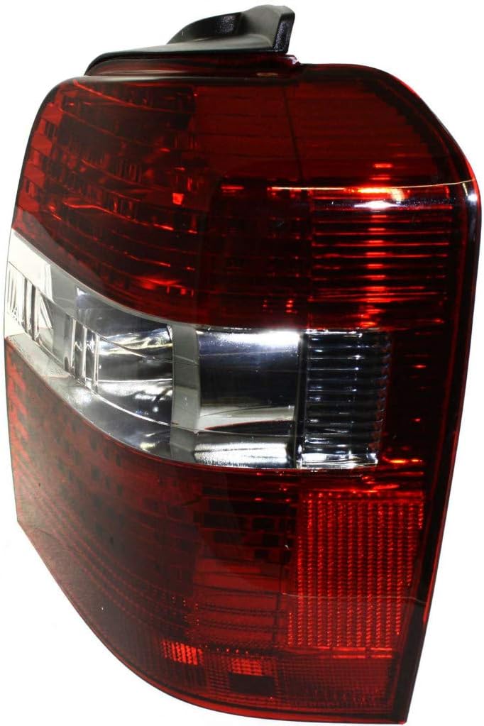 2004-2007 Toyota Highlander Tail Light Assembly Driver Side L359