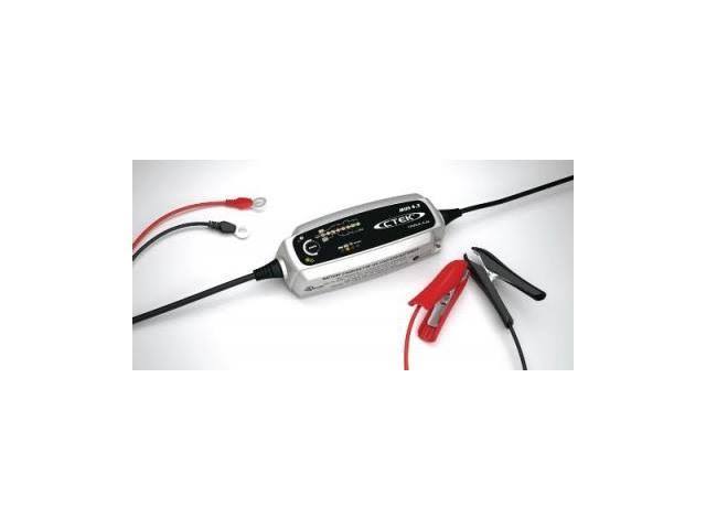 Test and Charge Battery Charger Y575