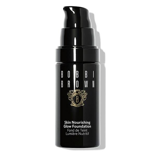 Cool Sand Glow Foundation K757212