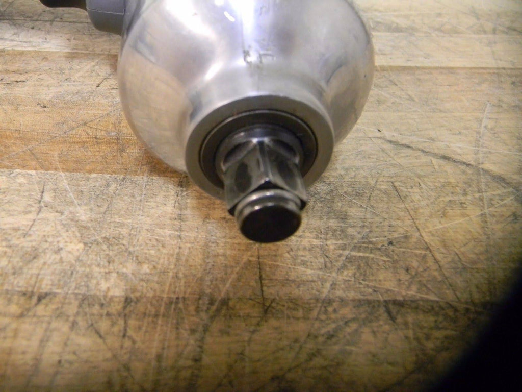 1/2x22 Drive Impact Wrench F216