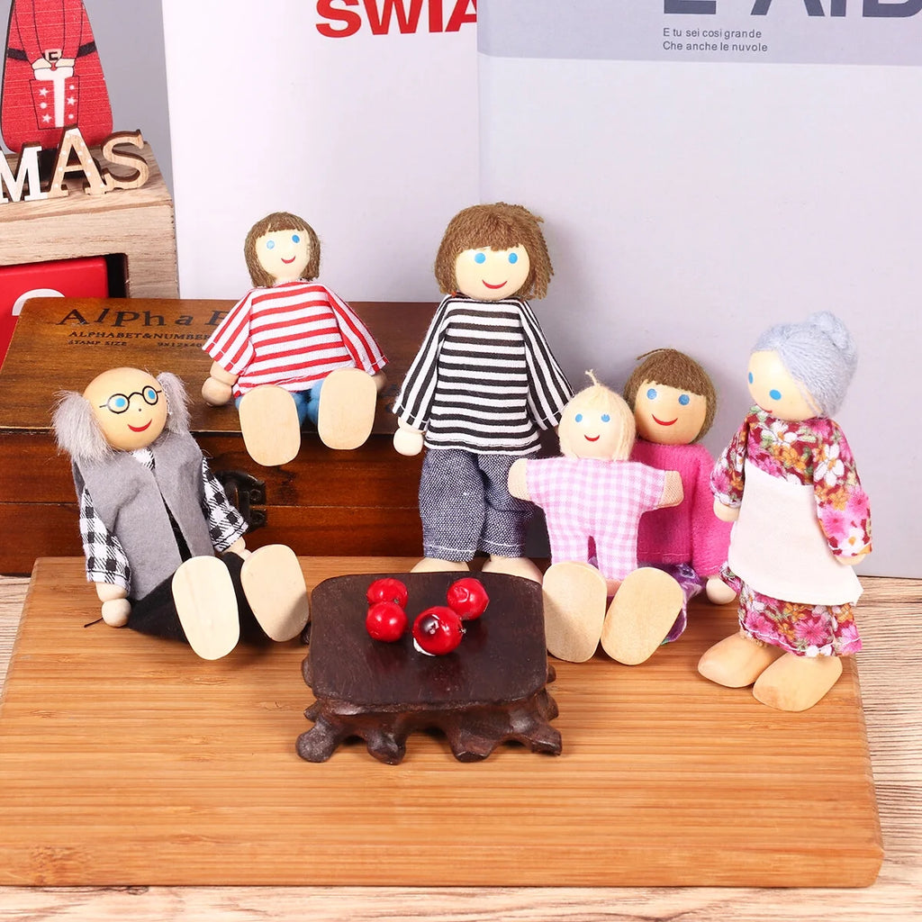 7 Pieces Wooden Dollhouse Family Mini People Figures E6768