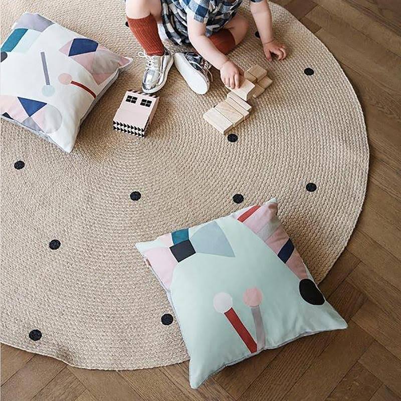 Black Dots Large Jute Carpet D211
