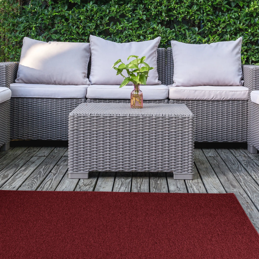 Red 18" x 36" Half Round Solid Color Rug H3825