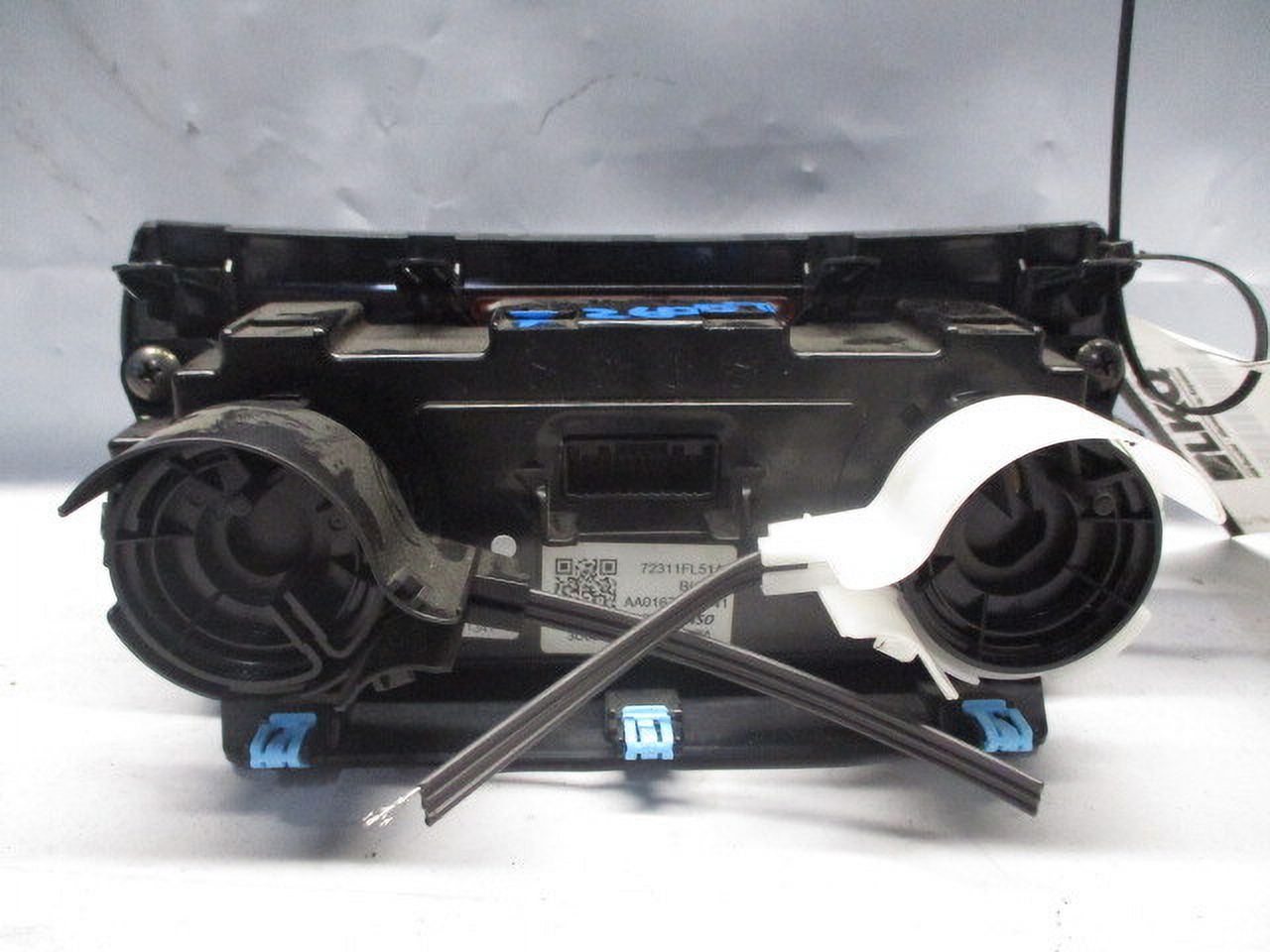 Pre-Owned Subaru Impreza AC Heater Temperature Control Unit W1691