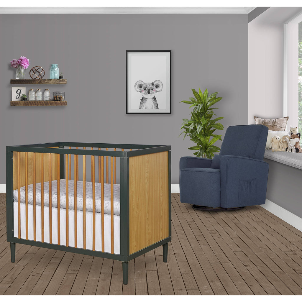 Mini Modern Convertible Crib with Rounded Spindles J67221